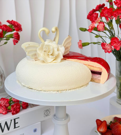 Bánh Entremet Swan Berry Vanilla ( Đặc Biệt ) - Hình ảnh 3