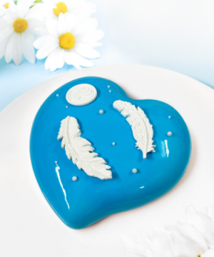 Bánh Entremet Heart of The Sky