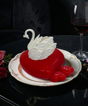 Set Bánh Entremet Crimson Swan
