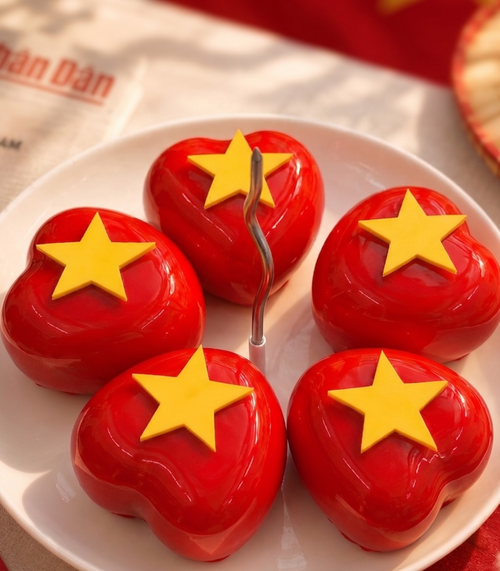 Set 5 Bánh Entremet Cờ Đỏ Sao Vàng - Ảnh 3